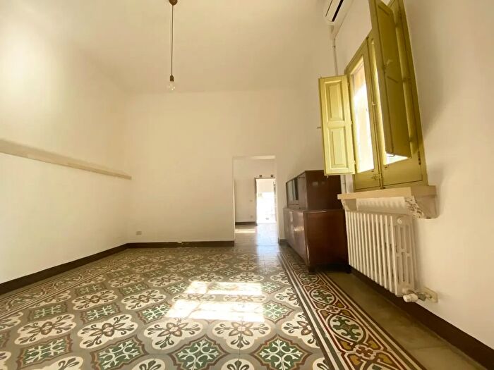 Casa quadrilocale in vendita in Via San Vincenzo, Giurdignano