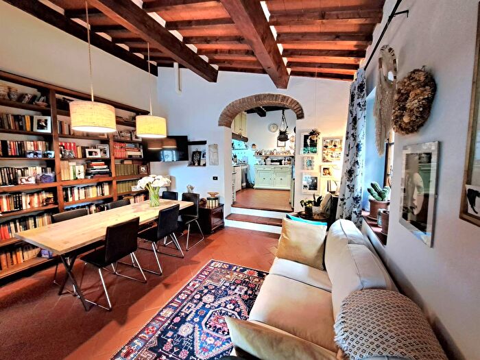 Casa con 12 locali in vendita in Fabbrica, San Casciano In Val Di Pesa