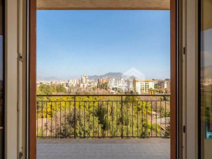 Appartamento in vendita in Via Benedetto Croce, Palermo