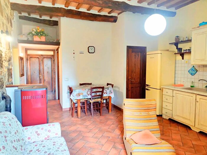 Appartamento con 5 locali in vendita in Piancastagnaio