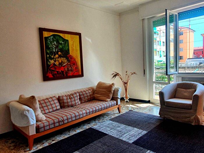 Appartamento con 5 locali in affitto in Corso Italia, Centro, Chiavari