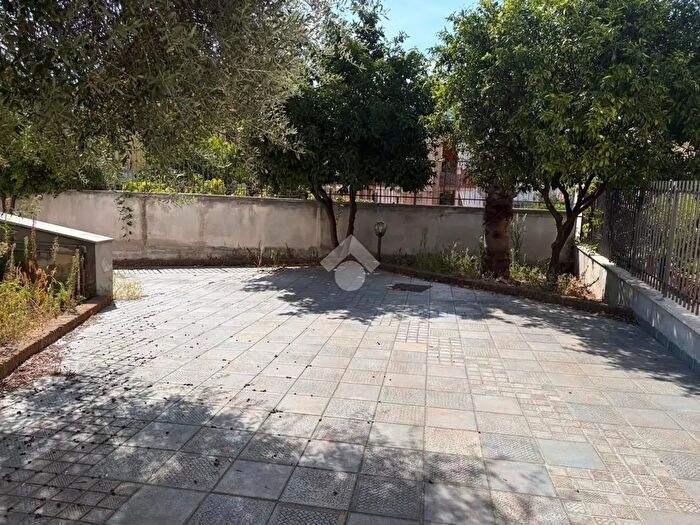 Casa con 6 locali in affitto in Via Calata Angieri, Pago Del Vallo Di Lauro