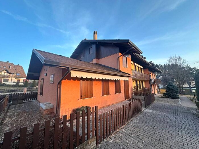 Appartamento trilocale in affitto in Via Lumera, Centro, Asiago