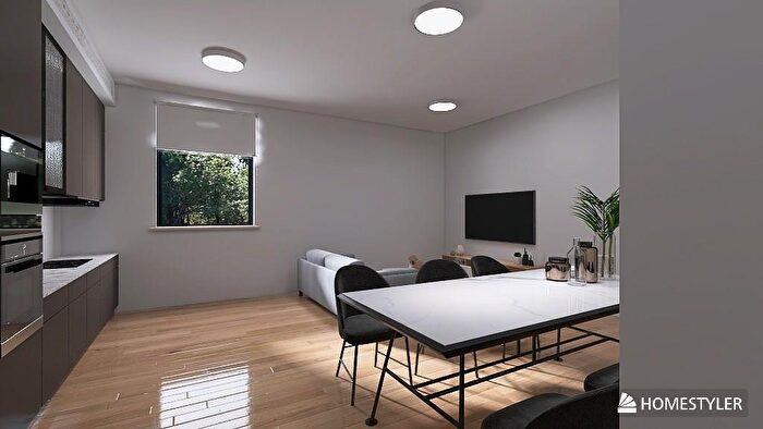 Appartamento trilocale in vendita in Via Pontirolo, Treviglio