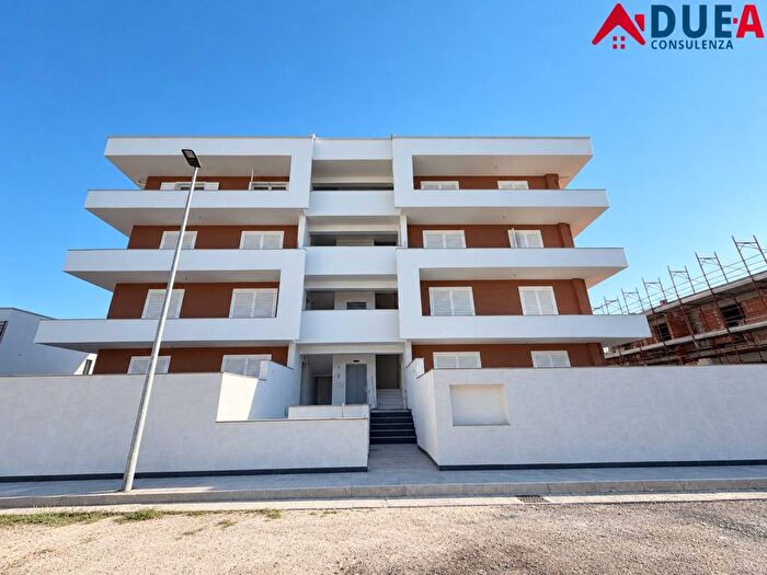 Appartamento quadrilocale in affitto in Via Francesco Saverio Nitti, Parete