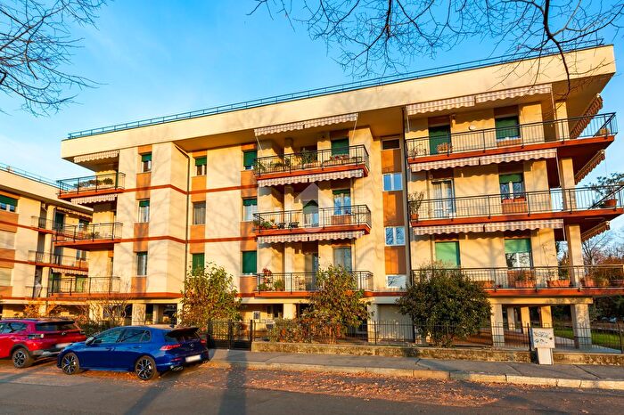 Appartamento con 5 locali in vendita in Corso Sacco E Vanzetti, Torino