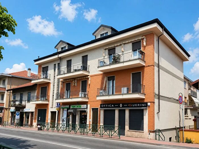 Appartamento trilocale in vendita in Via Mazzini, Alpignano