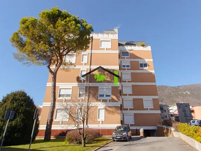 Appartamento con 7 locali in vendita in Via Edmondo De Amicis, Maniago