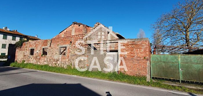 Casa quadrilocale in vendita in a della Chiesa, Capannori