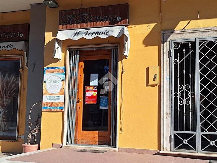 Appartamento monolocale in affitto in Locale commerciale Corso Filippo Turati, Centro, Colleferro