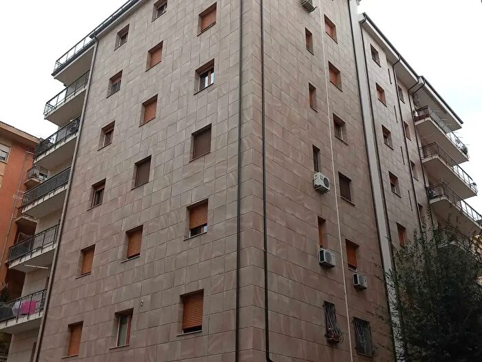 Appartamento con 6 locali in vendita in Via Benedetto Croce, Cosenza