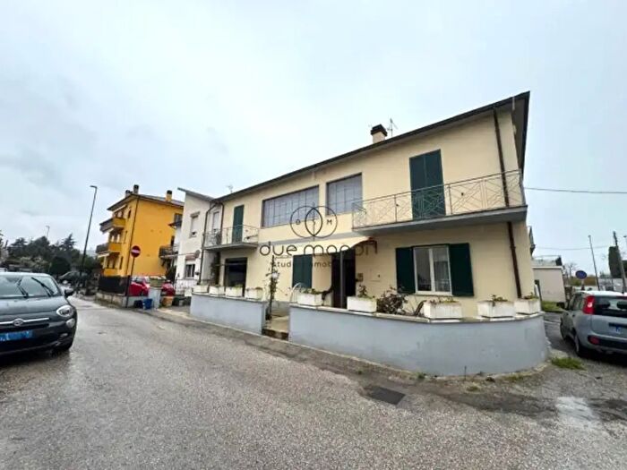 Appartamento quadrilocale in vendita in Via Camillo Bezzi, Spoleto