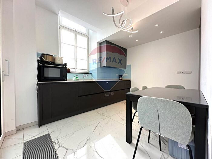 Appartamento quadrilocale in vendita in Corso Italia, Savona