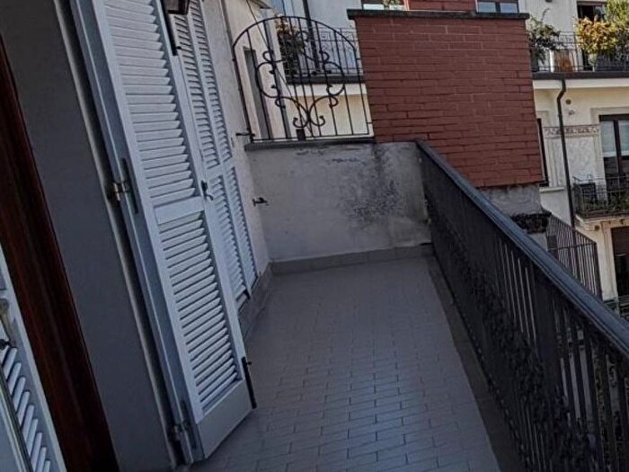 Casa con 6 locali in affitto in Vincenzo Monti, Milano