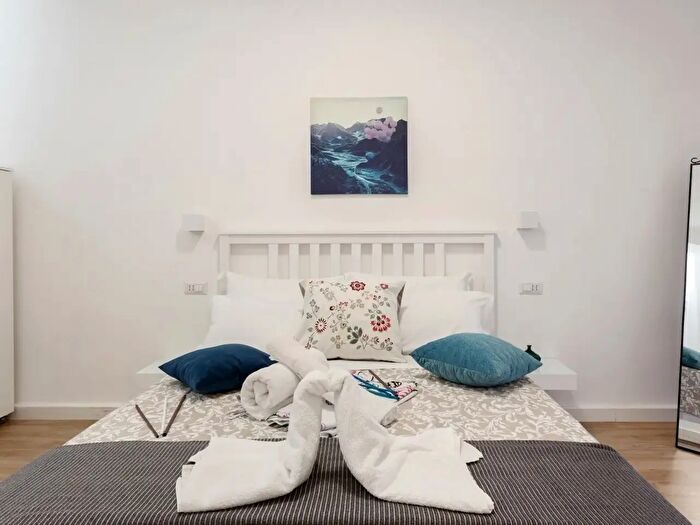 Appartamento monolocale in affitto in Via Caronda a, Catania