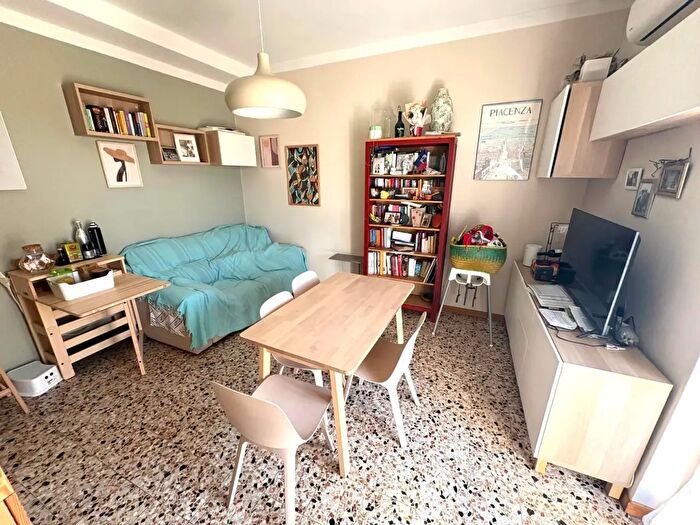 Appartamento trilocale in vendita in Piacenza