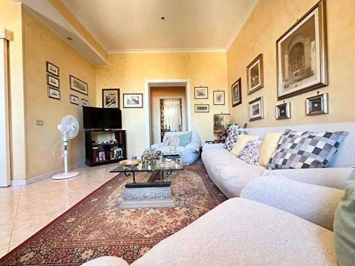 Appartamento con 7 locali in vendita in Via Frascati, Monte Porzio Catone