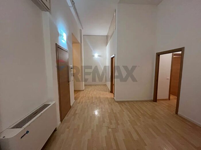 Appartamento quadrilocale in vendita in Via Roncalli, Foligno