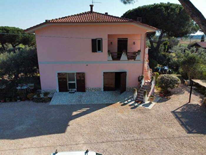 Casa bilocale in affitto in Strada Litoranea, Capalbio