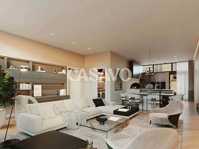 Appartamento quadrilocale in vendita in Via Andrea Appiani, Milano