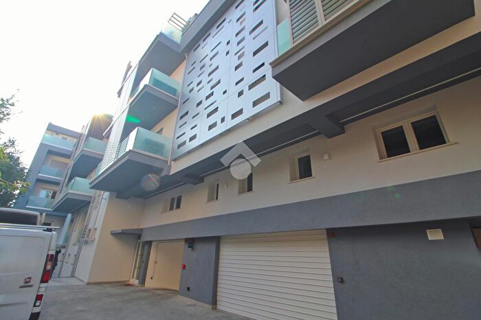 Appartamento trilocale in vendita in Via Nazario Sauro, Giulianova