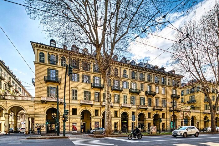 Appartamento trilocale in vendita in Corso Vittorio Emanuele II Torino, Torino
