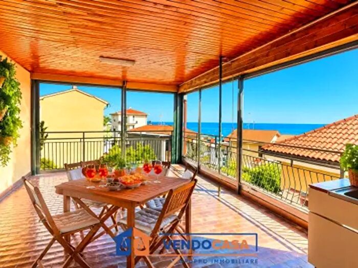 Casa con 6 locali in vendita in Via della Cornice, Pietra Ligure