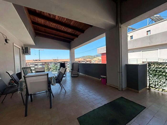 Appartamento quadrilocale in vendita in Via Popilia, Cosenza