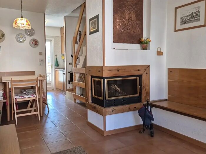 Appartamento trilocale in affitto in Via Ortigara, Oulx