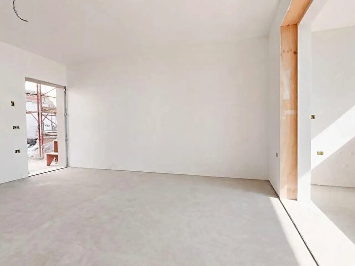 Appartamento trilocale in vendita in Viale Colombo, Quartu SantElena