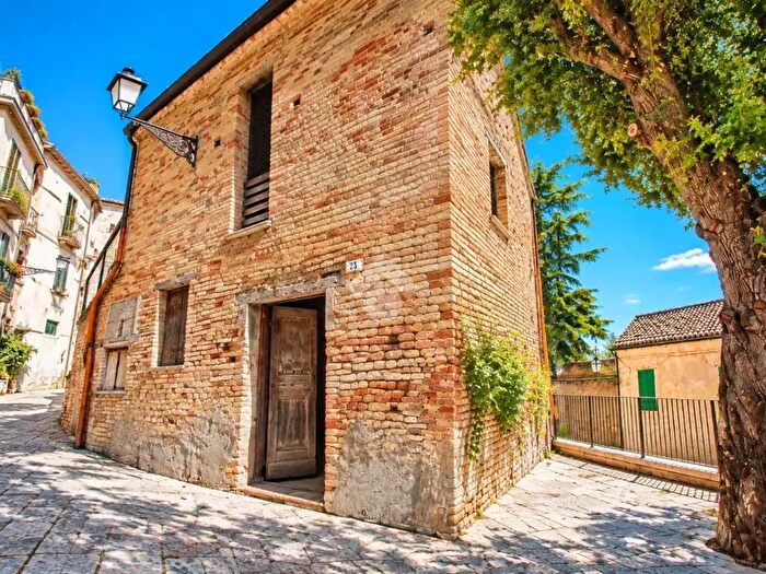 Casa trilocale in vendita in Str Minerva, Citta' Sant'Angelo