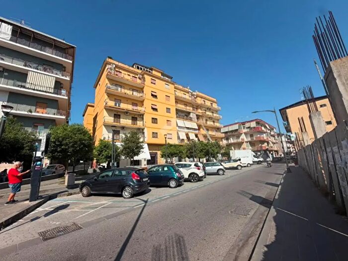 Appartamento trilocale in vendita in Piazza Tammaro Romano, Grumo Nevano