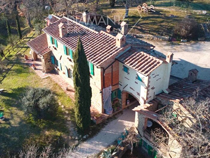 Appartamento trilocale in vendita in Citta' Della Pieve