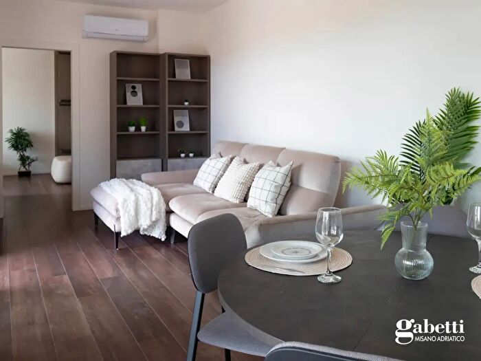 Appartamento bilocale in vendita in Via Romagna Snc, Gabicce Mare
