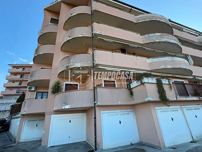 Appartamento bilocale in vendita in Via dei Frentani, Chieti