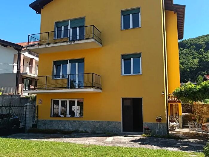 Appartamento trilocale in affitto in Como