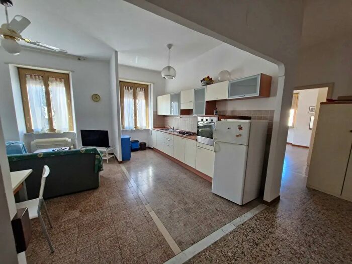 Appartamento trilocale in affitto in Via Mimma Pollastrini, Anzio