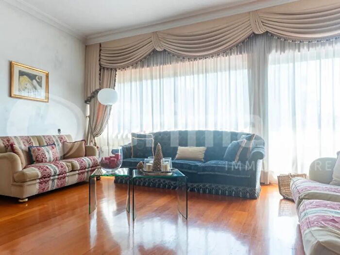 Casa con 5 locali in vendita in Via del Poggio Laurentino, Roma