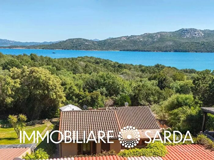 Casa quadrilocale in vendita in Capo dOrso, Palau