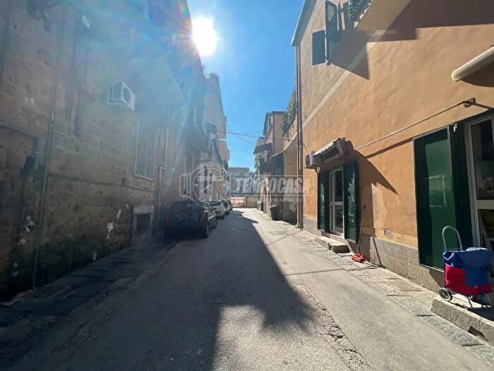 Appartamento monolocale in affitto in Via Giacomo Matteotti, Casoria