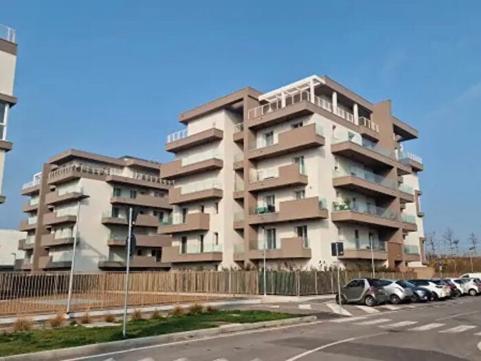 Appartamento trilocale in vendita in Via Giuseppe Mazzini, Cassina De' Pecchi
