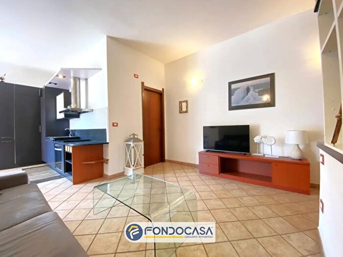 Appartamento trilocale in vendita in Via Kennedy, Diano Marina