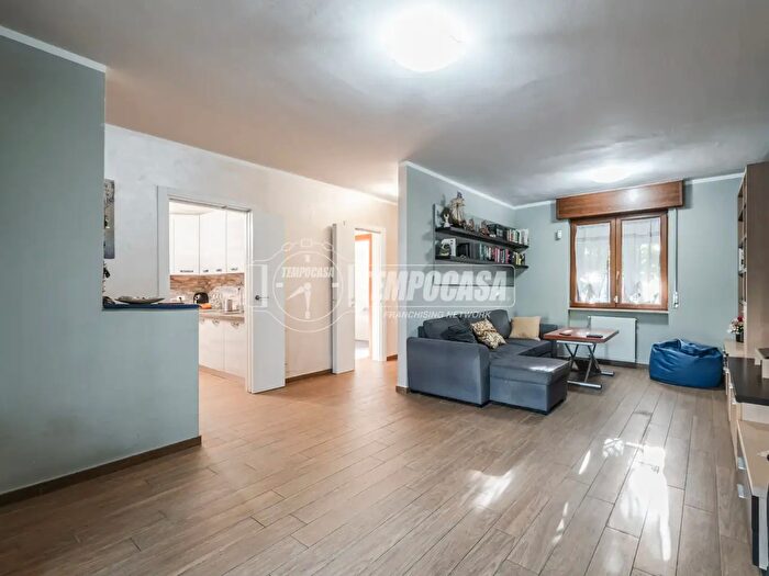 Casa quadrilocale in vendita in Via Arno, Trezzano Sul Naviglio