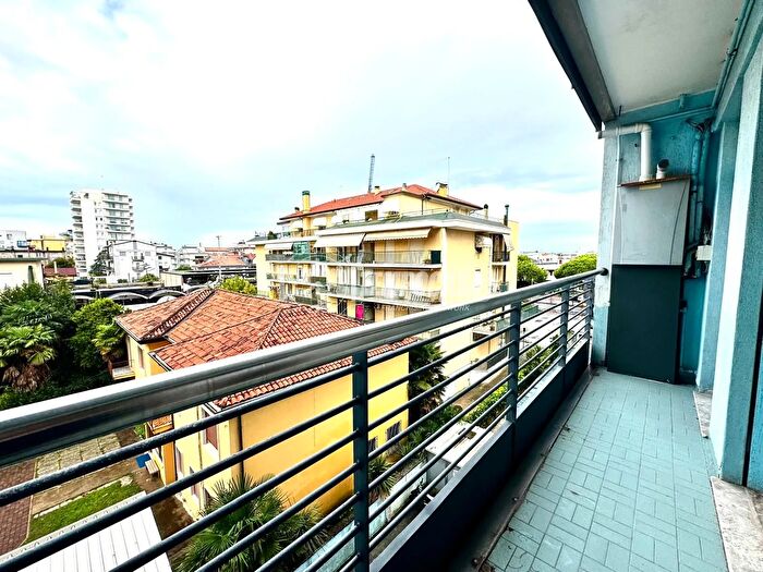 Appartamento trilocale in vendita in Via Meduse Lido di Jesolo, Jesolo