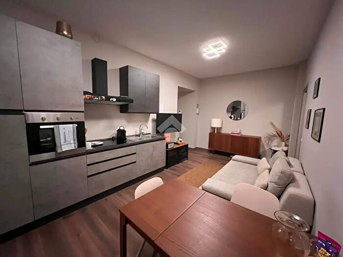 Appartamento bilocale in affitto in Via Cosenza, Milano