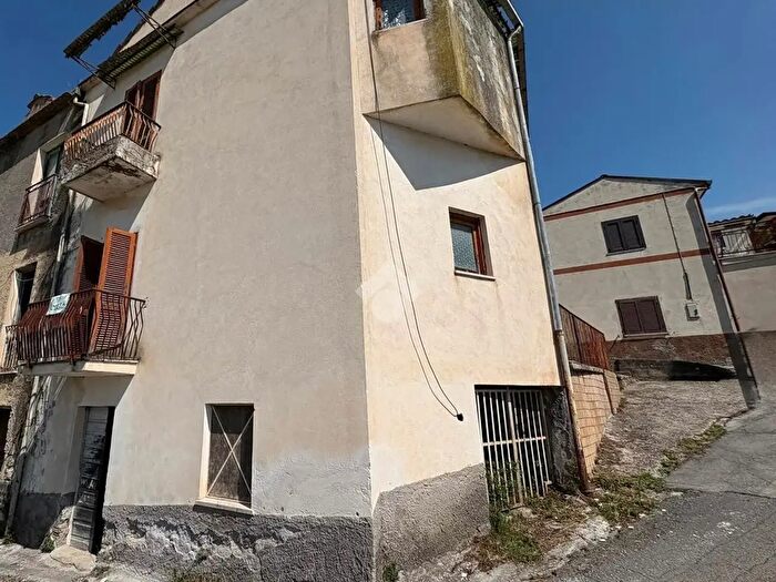 Casa trilocale in vendita in Via Le Poste, Monte San Giovanni Campano