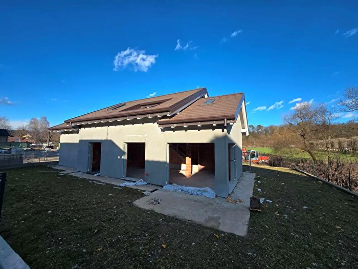 Case in Vendita e in Affitto - 3