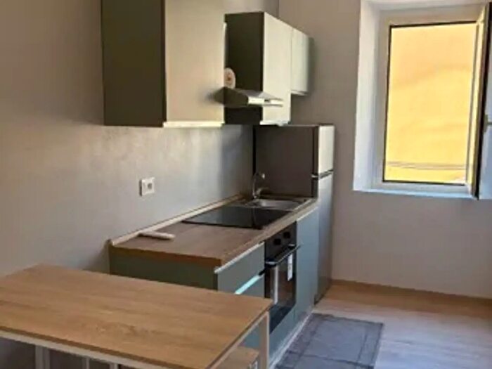 Appartamento trilocale in affitto in Via Pompilio De' Cuppis, Fano