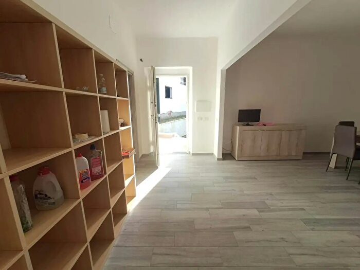 Appartamento con 5 locali in affitto in Via Aurelia, Vezzano Ligure