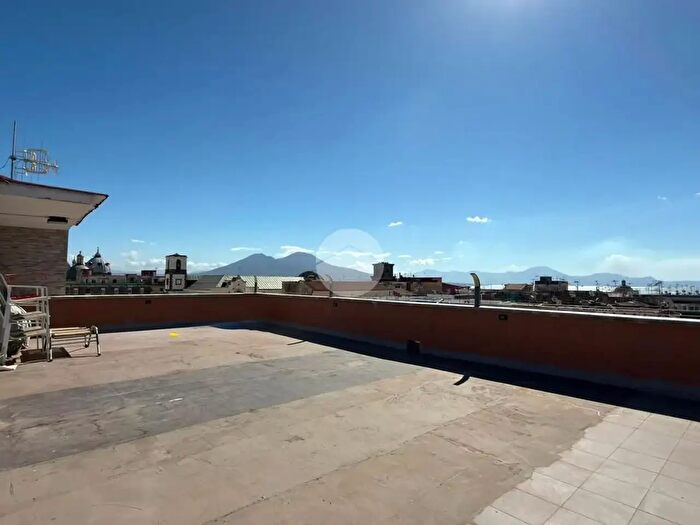 Appartamento quadrilocale in vendita in Vico Purgatorio Ad Arco, Napoli